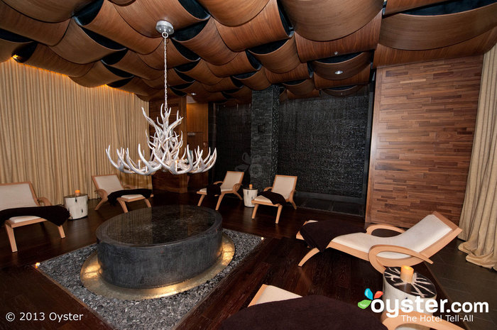 Best Ski-In/Ski-Out Hotels for Winter 2025