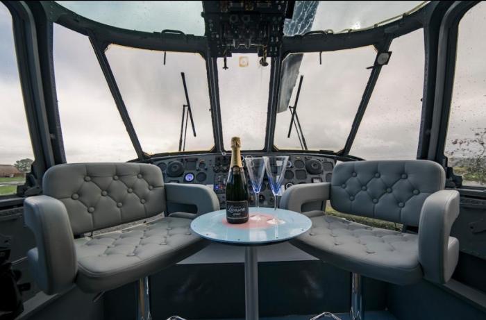 Hotels That Offer Helicopter Transfers and VIP Service